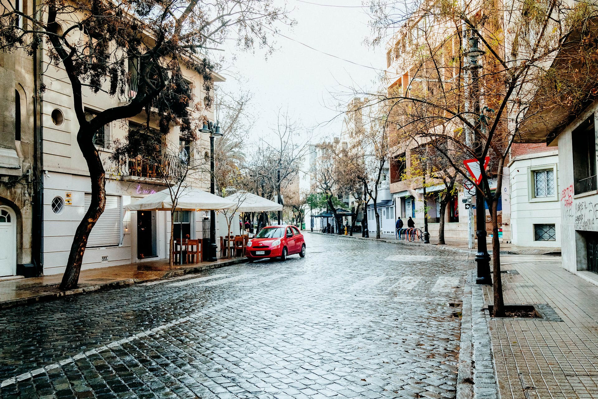 O que fazer em Santiago na chuva? Se aventure pela cidade!